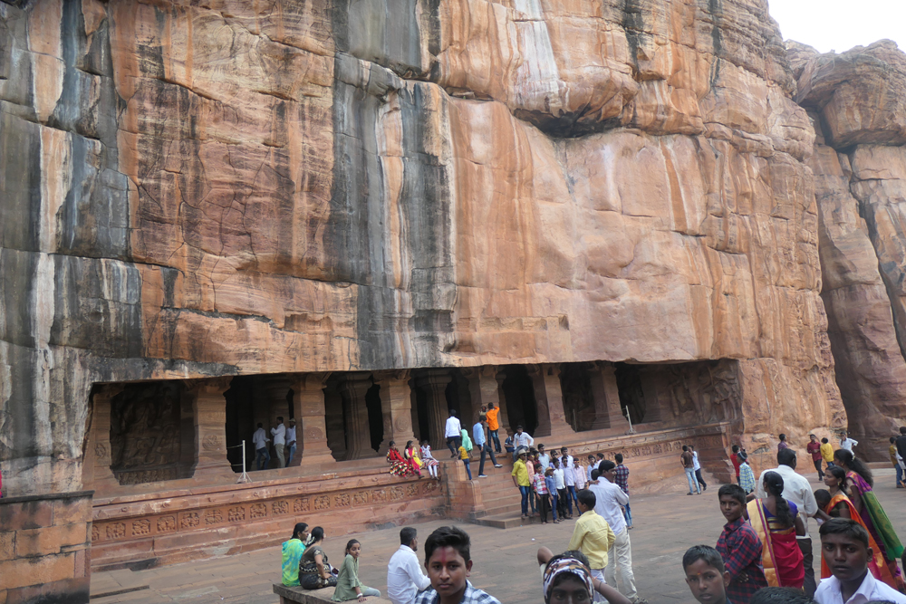 17 Badami01